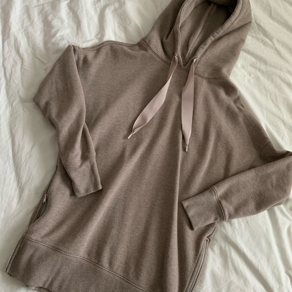 Hoodie with cute details